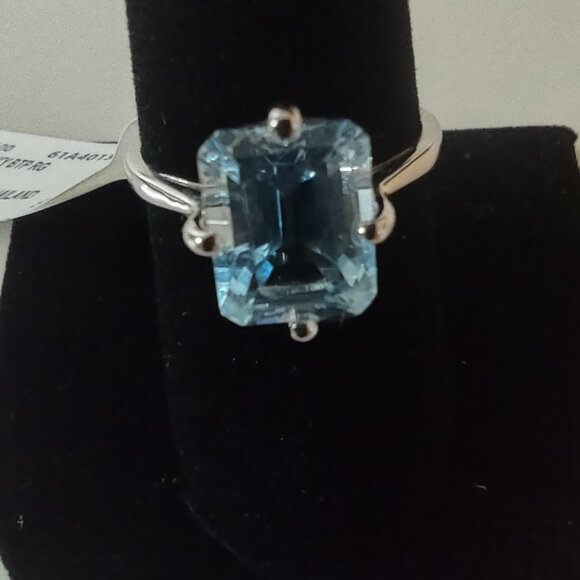 Sterling Silver Blue Topaz Ring New With Tag - Size 8 - Picture 6 of 12